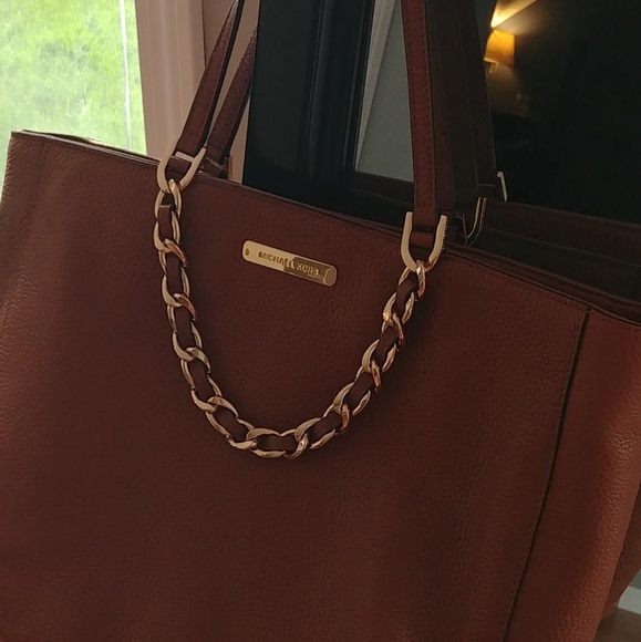 { Michael Kors } Shoulder Bag - Picture 7 of 8